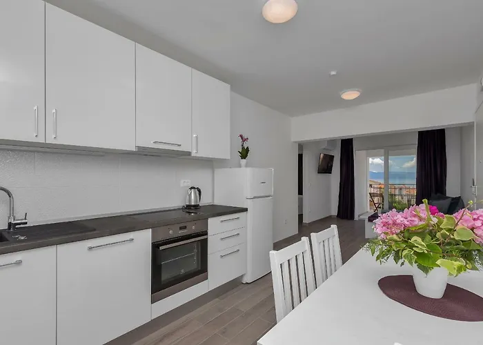 Apartmani Daniela Podgora
